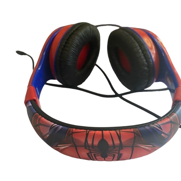 Spiderman Adjustable Pre-K Headphones Excellent Condition - Picture 3 of 4